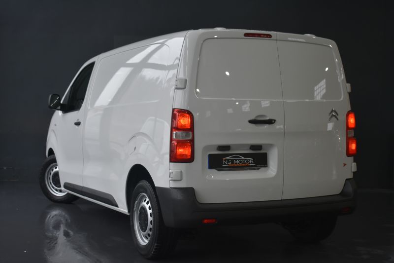 CITROEN JUMPY TALLA M CONFORT 2.0 BLUEHDI 120CV- NACIONAL - UNICO PROPIETARIO - IVA DEDUCIBLE