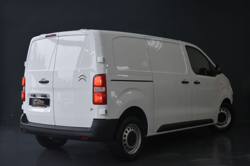 CITROEN JUMPY TALLA M CONFORT 2.0 BLUEHDI 120CV- NACIONAL - UNICO PROPIETARIO - IVA DEDUCIBLE