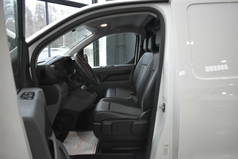 CITROEN JUMPY TALLA M CONFORT 2.0 BLUEHDI 120CV- NACIONAL - UNICO PROPIETARIO - IVA DEDUCIBLE