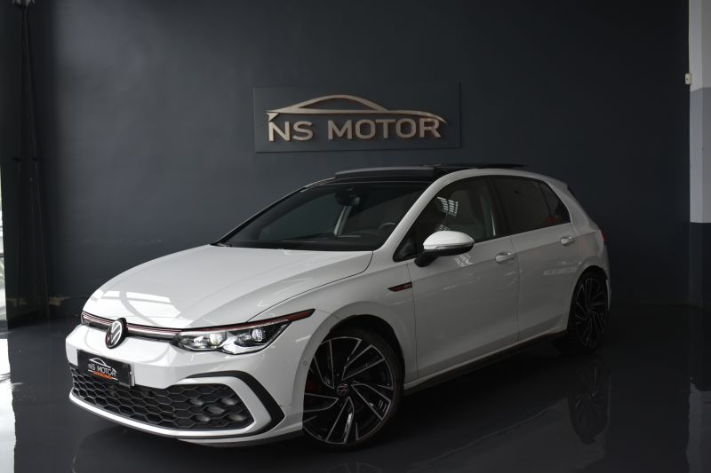 VOLKSWAGEN GOLF VIII GTI 2.0 TSI 245CV DSG 7 VEL - NACIONAL - UNICO PROPIETARIO - IVA DEDUCIBLE