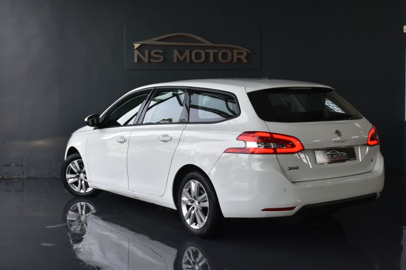 PEUGEOT 308 SW ACTIVE 1.5 BLUEHDI 100CV NACIONAL - UNICO PROPIETARIO - IVA DEDUCIBLE PEUGEOT 308 SW ACTIVE 1.5 BLUEHDI 100CV NACIONAL - UNICO PROPIETARIO - IVA DEDUCIBLE