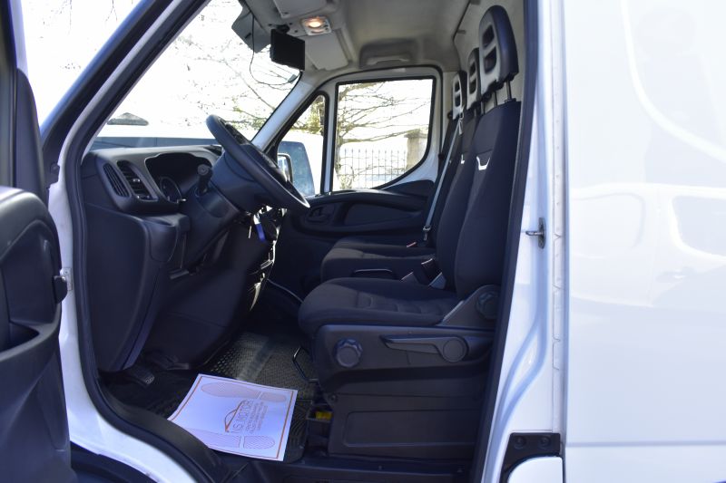 IVECO DAILY  L4 H3 2.3 TD 35S 14 V 4100H3 18m3  NACIONAL - UNICO PROPIETARIO - IVA DEDUCIBLE