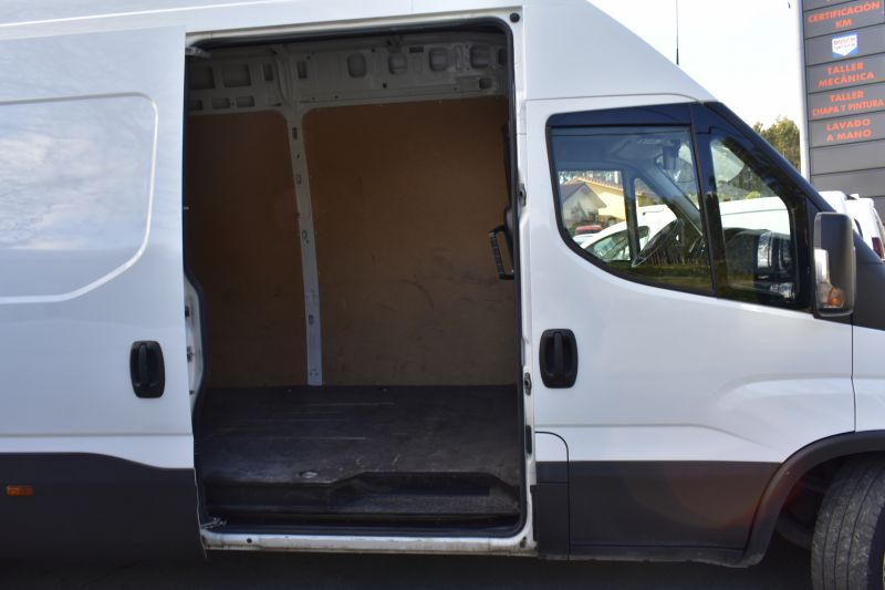 IVECO DAILY  L4 H3 2.3 TD 35S 14 V 4100H3 18m3  NACIONAL - UNICO PROPIETARIO - IVA DEDUCIBLE