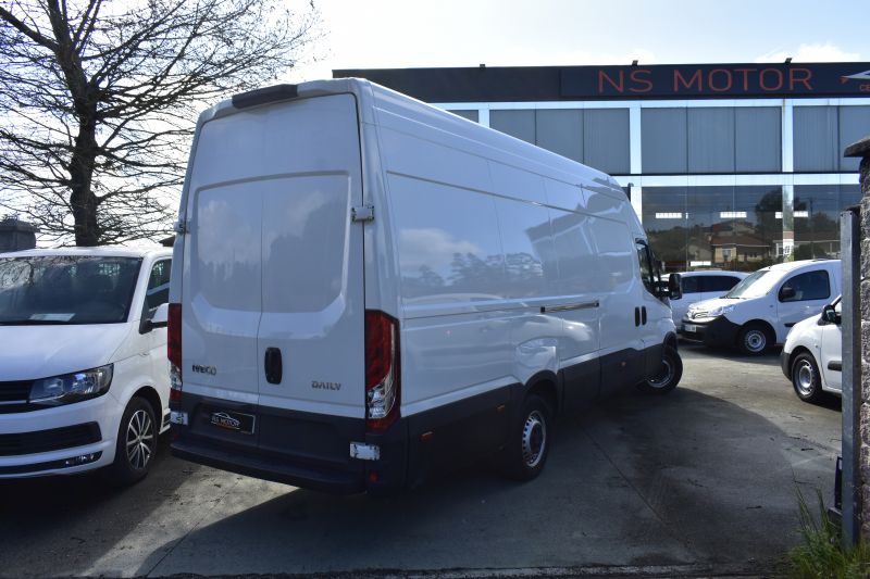 IVECO DAILY  L4 H3 2.3 TD 35S 14 V 4100H3 18m3  NACIONAL - UNICO PROPIETARIO - IVA DEDUCIBLE