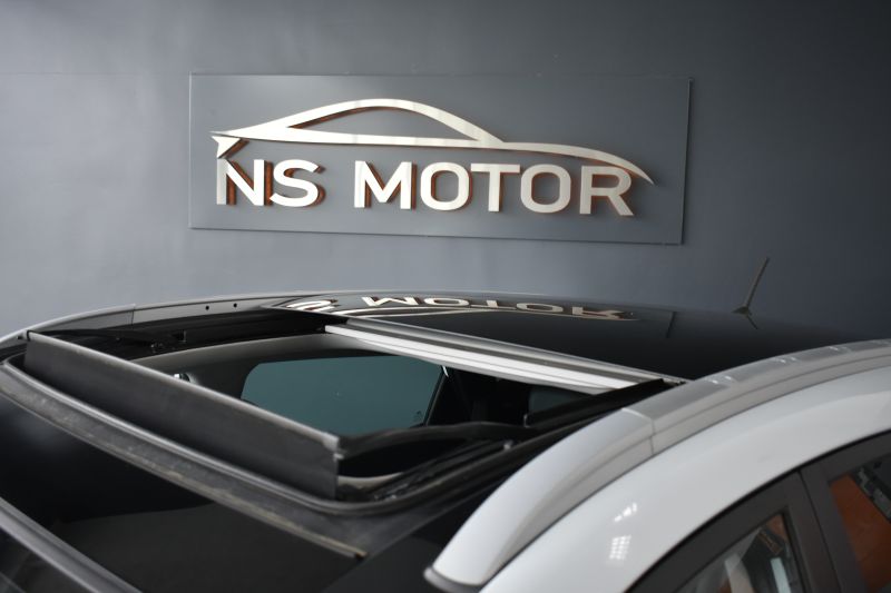 HYUNDAI IX35 2.0 CRDI 136CV 4X4 SKY - NACIONAL - UNICO PROPIETARIO - IVA DEDUCIBLE 