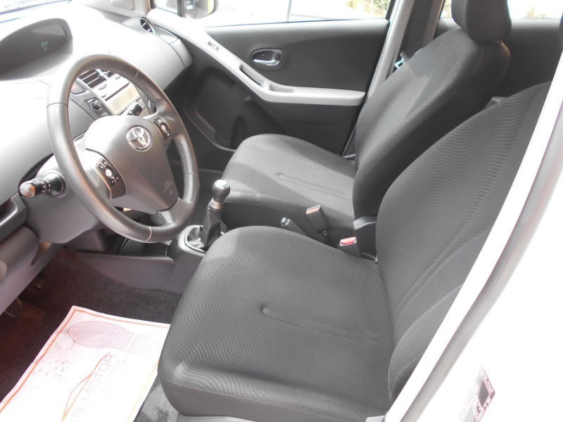 TOYOTA YARIS 1.0 70CV