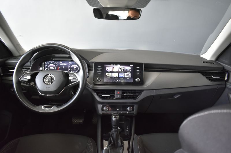 SKODA KAMIQ  1.0 TSI 110CV DSG AMBITION NACIONAL - UNICO PROPIETARIO - IVA DEDUCIBLE 