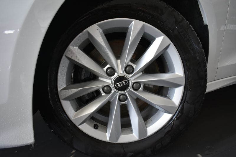 AUDI A3 SPORTBACK 1.5 35 TFSI 150CV AUDI A3 SPORTBACK 1.5 35 TFSI 150CV