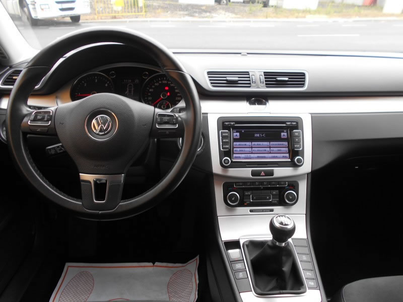 VOLKSWAGEN PASSAT 2.0 TDI 140 HIGHLINE