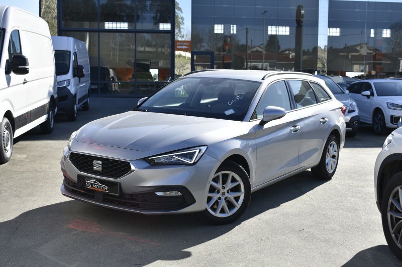 SEAT LEON SPORTSTOURER  2.0 150CV DSG -UNICO PROPIETARIO - IVA DEDUCIBLE