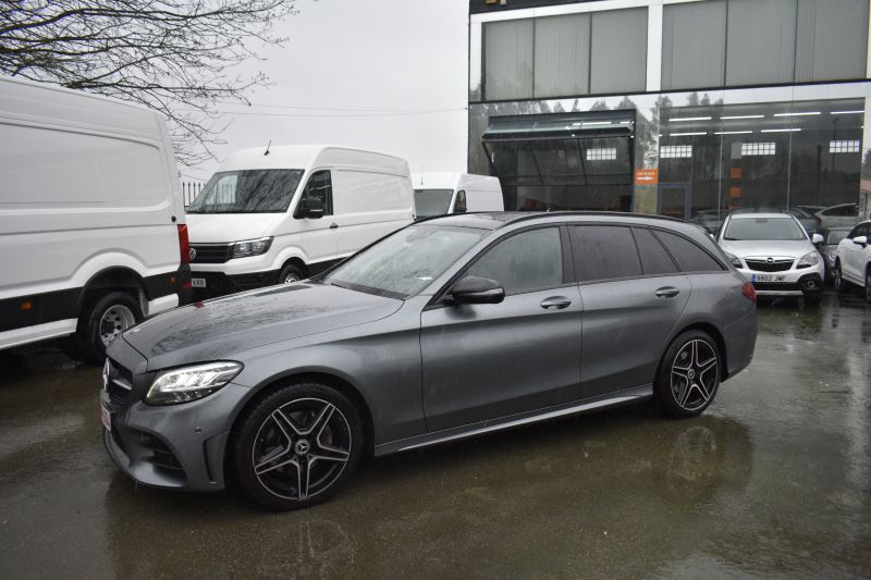 MERCEDES-BENZ CLASE C 200D STATE 160CV AMG 9G - UNICO PROPIETARIO - IVA DEDUCIBLE 