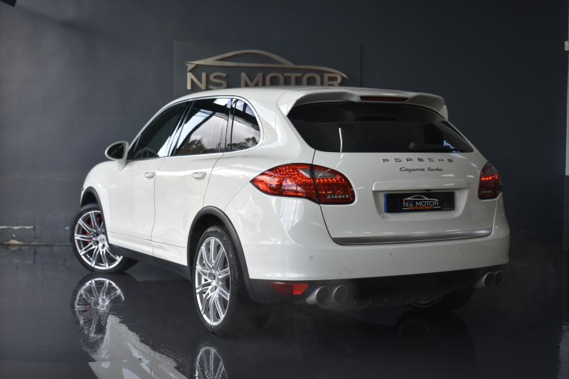 PORSCHE CAYENNE TURBO 4.8 501CV 