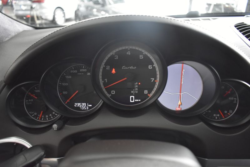 PORSCHE CAYENNE TURBO 4.8 501CV 