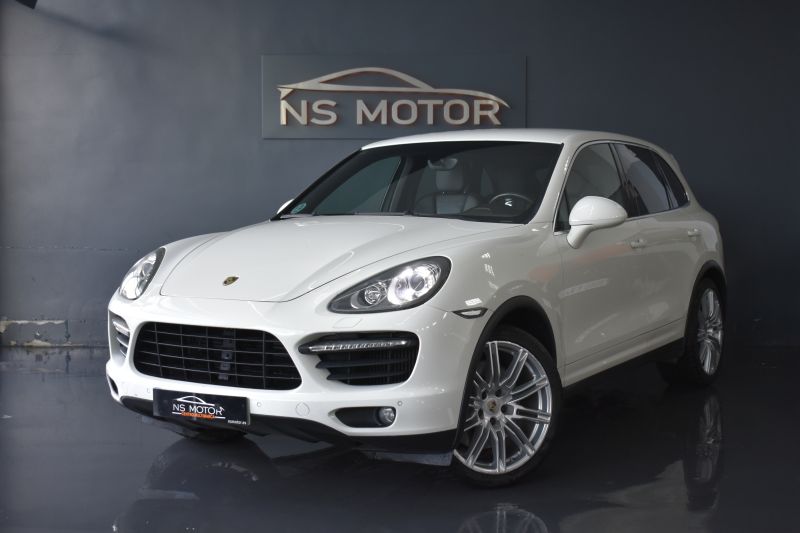 PORSCHE CAYENNE TURBO 4.8 501CV 