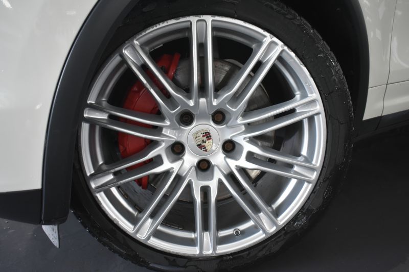 PORSCHE CAYENNE TURBO 4.8 501CV 