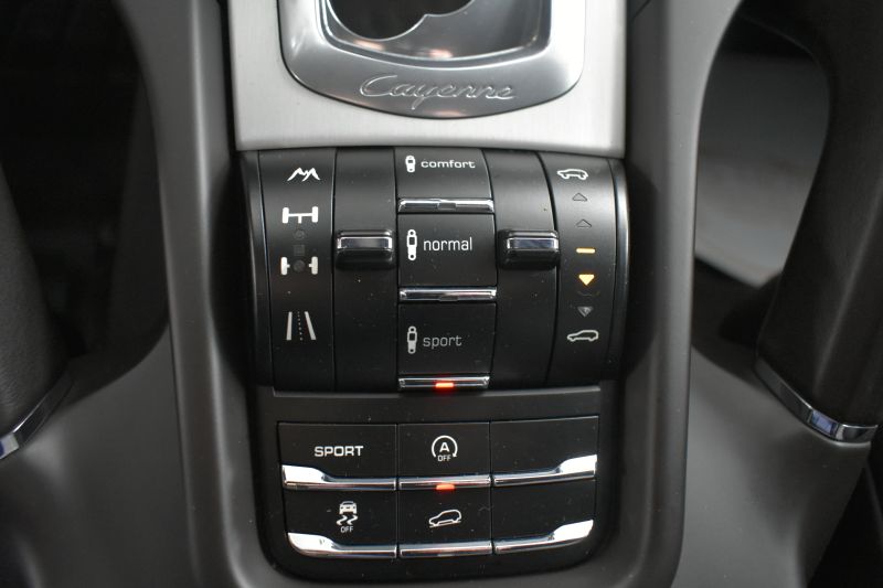 PORSCHE CAYENNE TURBO 4.8 501CV 