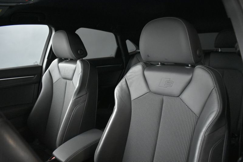 AUDI Q3 SPORTBACK S LINE 35 TDI 150 CV S TRONIC AUDI Q3 SPORTBACK S LINE 35 TDI 150 CV S TRONIC