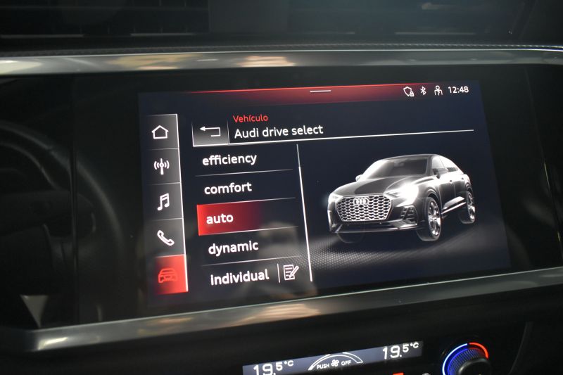 AUDI Q3 SPORTBACK S LINE 35 TDI 150 CV S TRONIC AUDI Q3 SPORTBACK S LINE 35 TDI 150 CV S TRONIC