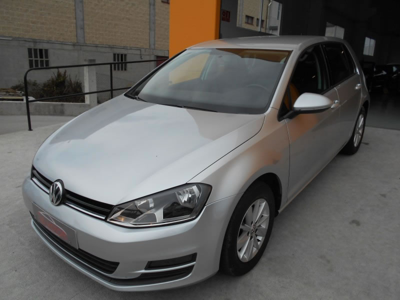 VOLKSWAGEN GOLF VII 1.6 TDI 105 NAVI