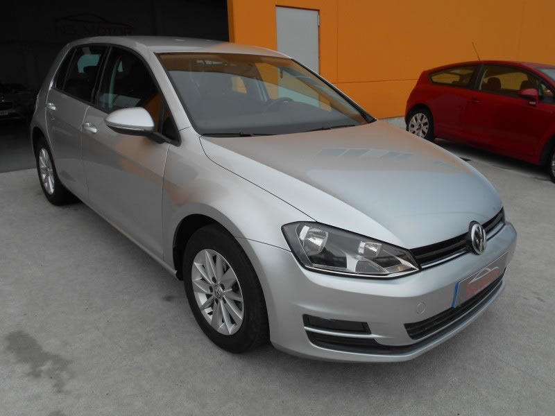VOLKSWAGEN GOLF VII 1.6 TDI 105 NAVI