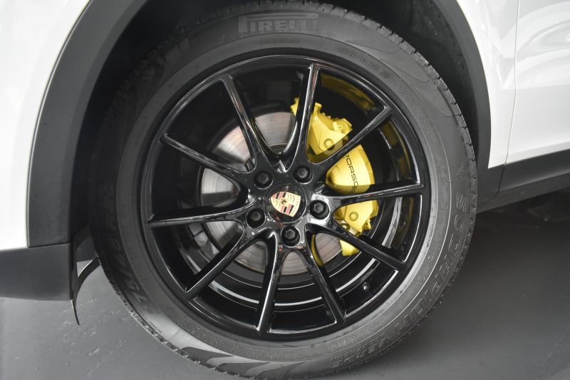 PORSCHE CAYENNE 340CV