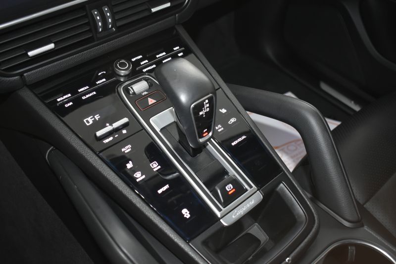 PORSCHE CAYENNE 340CV