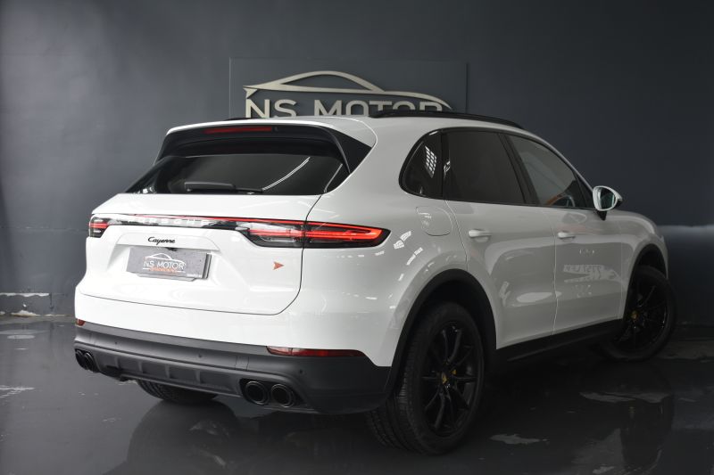 PORSCHE CAYENNE 340CV