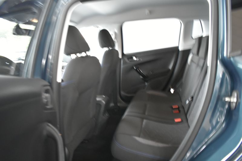 PEUGEOT 2008 SIGNATURE 1.5 BLUEHDI 100CV