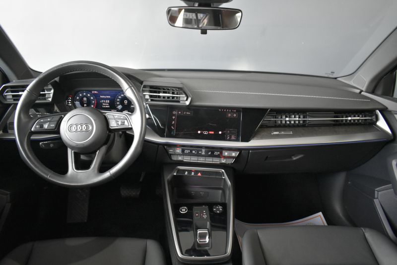 AUDI A3 SEDAN 30 TFSI 110 CV S TRONIC S LINE