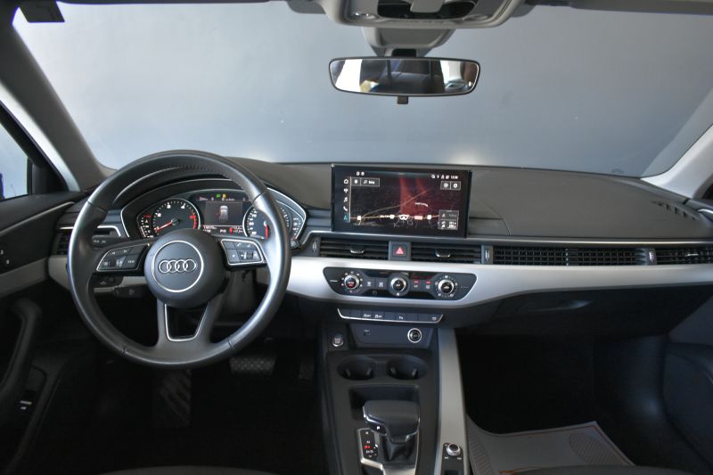 AUDI A4   AVANT 30 TDI 2.0 136CV STRONIC BUSINESS EDITION 