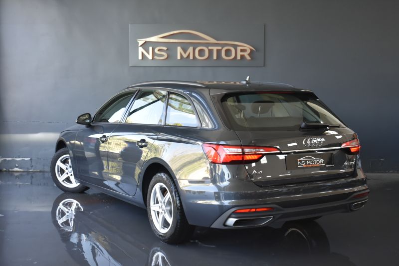 AUDI A4   AVANT 30 TDI 2.0 136CV STRONIC BUSINESS EDITION 