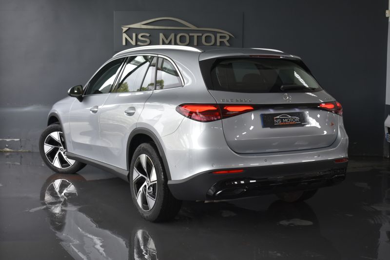 MERCEDES-BENZ GLC 220D 4MATIC AT9