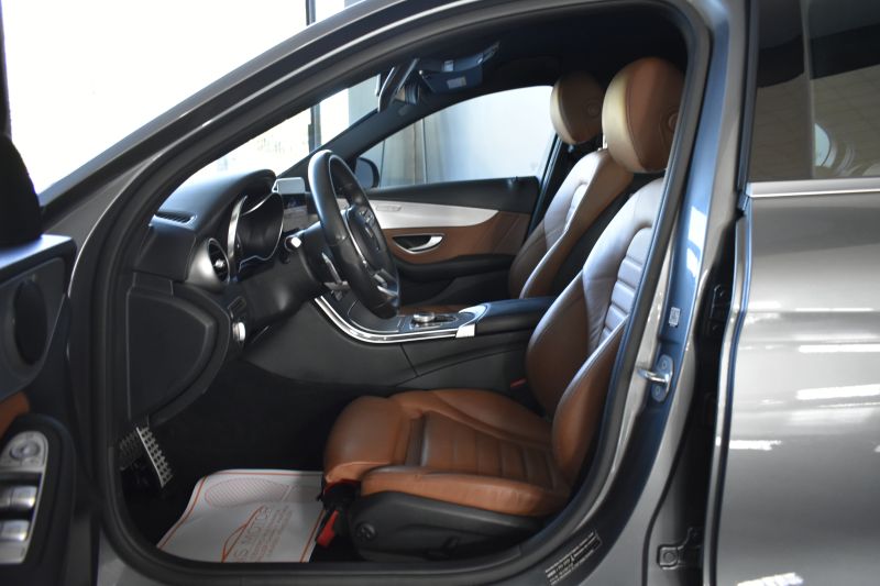 MERCEDES-BENZ CLASE C 200D AMG 160CV