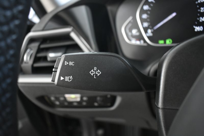 BMW SERIE 3  TOURING G21 318D AUTOMATICO 136CV