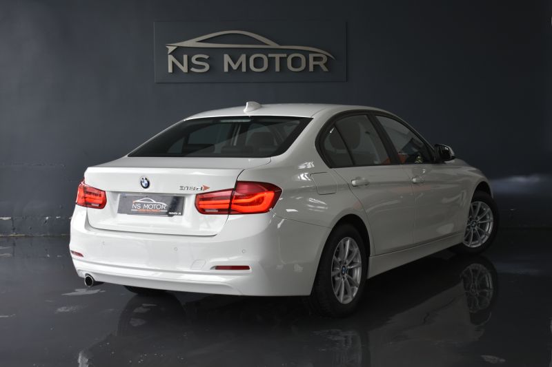 BMW SERIE 3 F30 318D AUTOMATICO 150CV