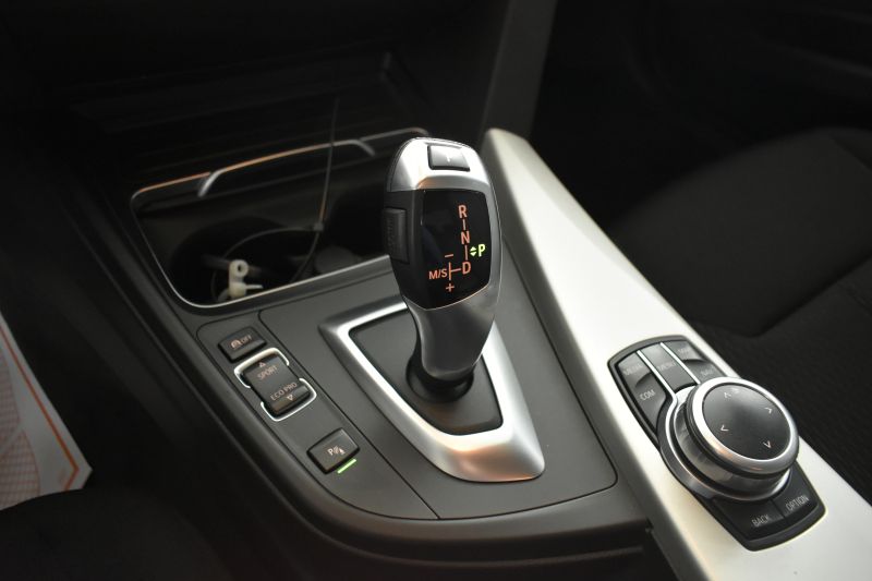 BMW SERIE 3 F30 318D AUTOMATICO 150CV