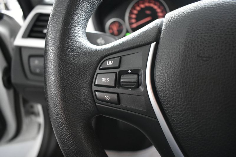 BMW SERIE 3 F30 318D AUTOMATICO 150CV