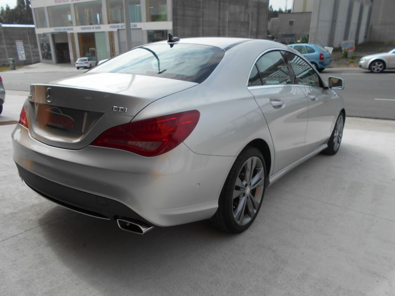 MERCEDES-BENZ CLASE Cla  CLA 220 AVANTGARDE NAVI BIXENON FULL