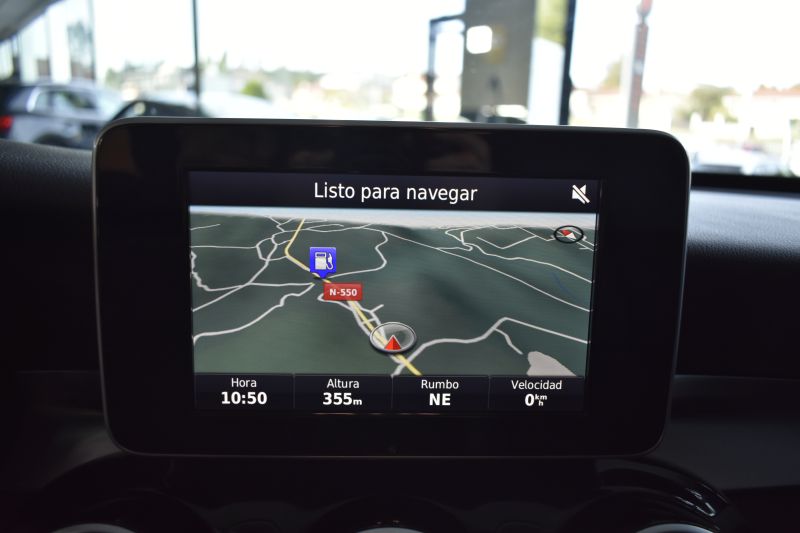 MERCEDES-BENZ CLASE C ESTATE 200D 2.2 136CV BUSINESS MERCEDES-BENZ CLASE C ESTATE 200D 2.2 136CV BUSINESS