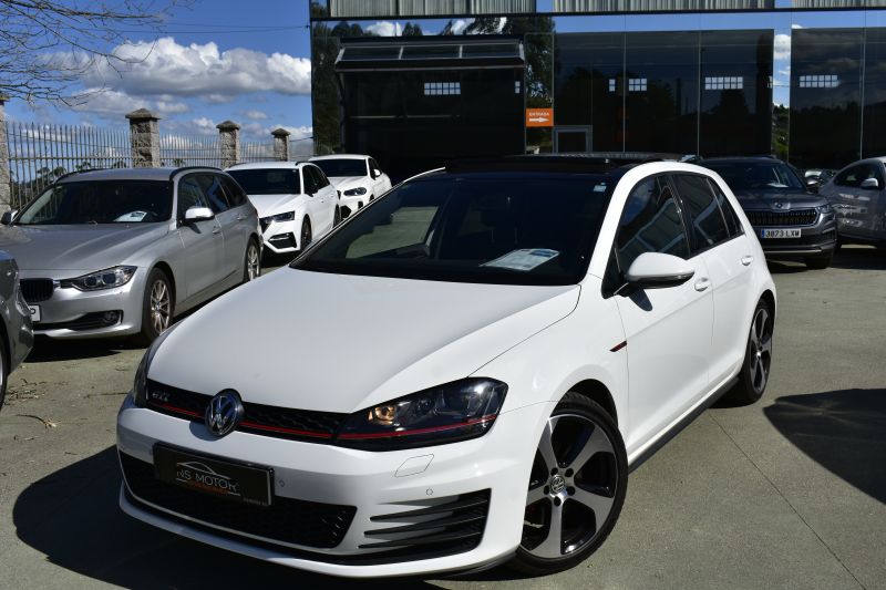VOLKSWAGEN GOLF VII GTI 2.0 TSI  220CV 