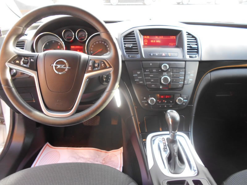 OPEL INSIGNIA 2.0 CDTI 160 COSMO FULL