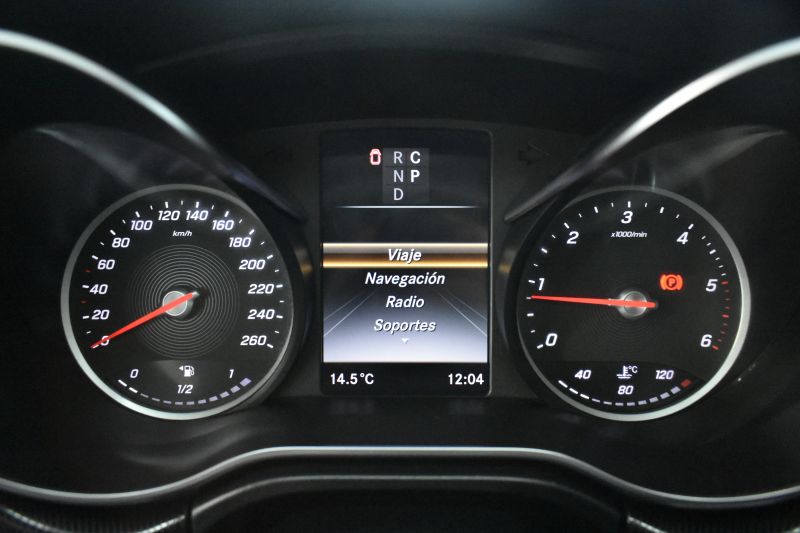 MERCEDES-BENZ CLASE V 220 D 165CV AT9