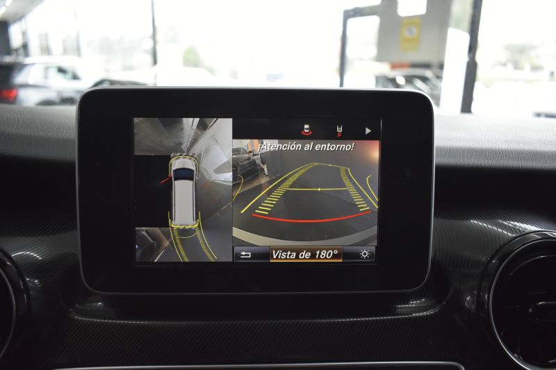 MERCEDES-BENZ CLASE V 220 D 165CV AT9