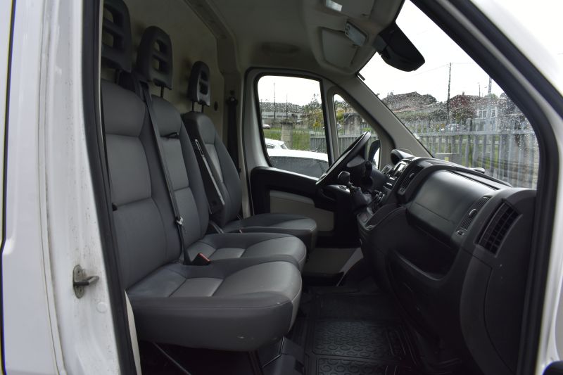 PEUGEOT BOXER FURGON 335 L2H2 2.2 BLUEHDI 165CV