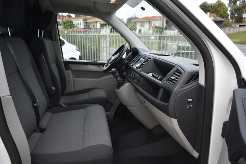 VOLKSWAGEN TRANSPORTER FURGON 2.0 TDI 150CV 