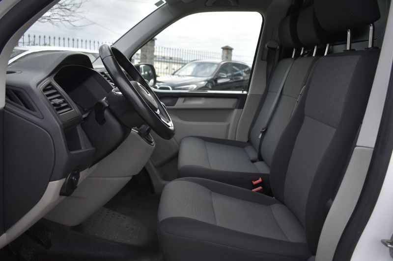 VOLKSWAGEN TRANSPORTER FURGON 2.0 TDI 150CV 