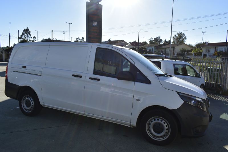 MERCEDES-BENZ VITO  144 CDI LARGA 2.143 136CV