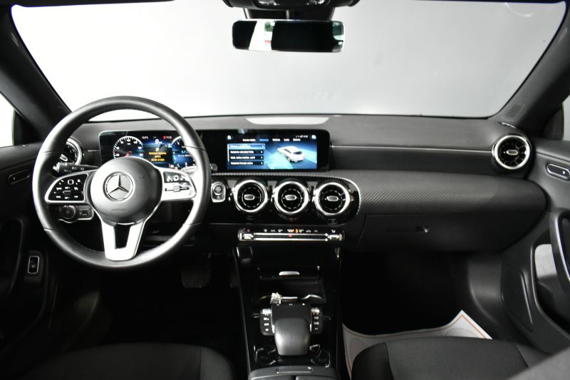 MERCEDES-BENZ CLA SHOOTING BRAKE   200D 150CV BUSINESS DCT