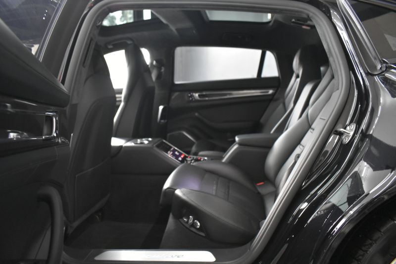 PORSCHE PANAMERA TURBO S EHYBRID EXECUTIVE