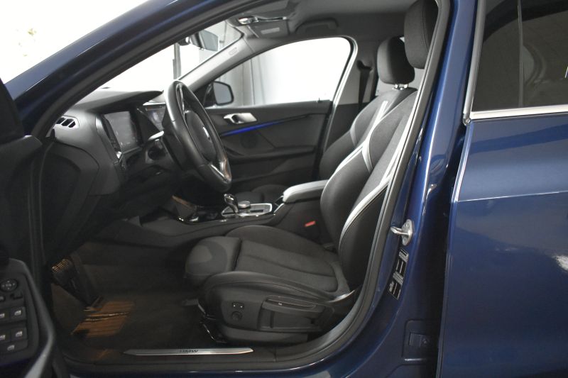 BMW SERIE 1  HATCH 118 DA 150CV SPORTLINE